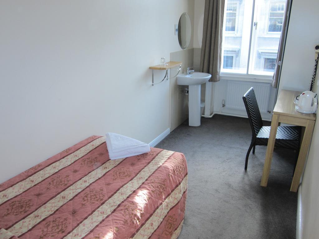 Ruskin Hotel ロンドン 部屋 写真